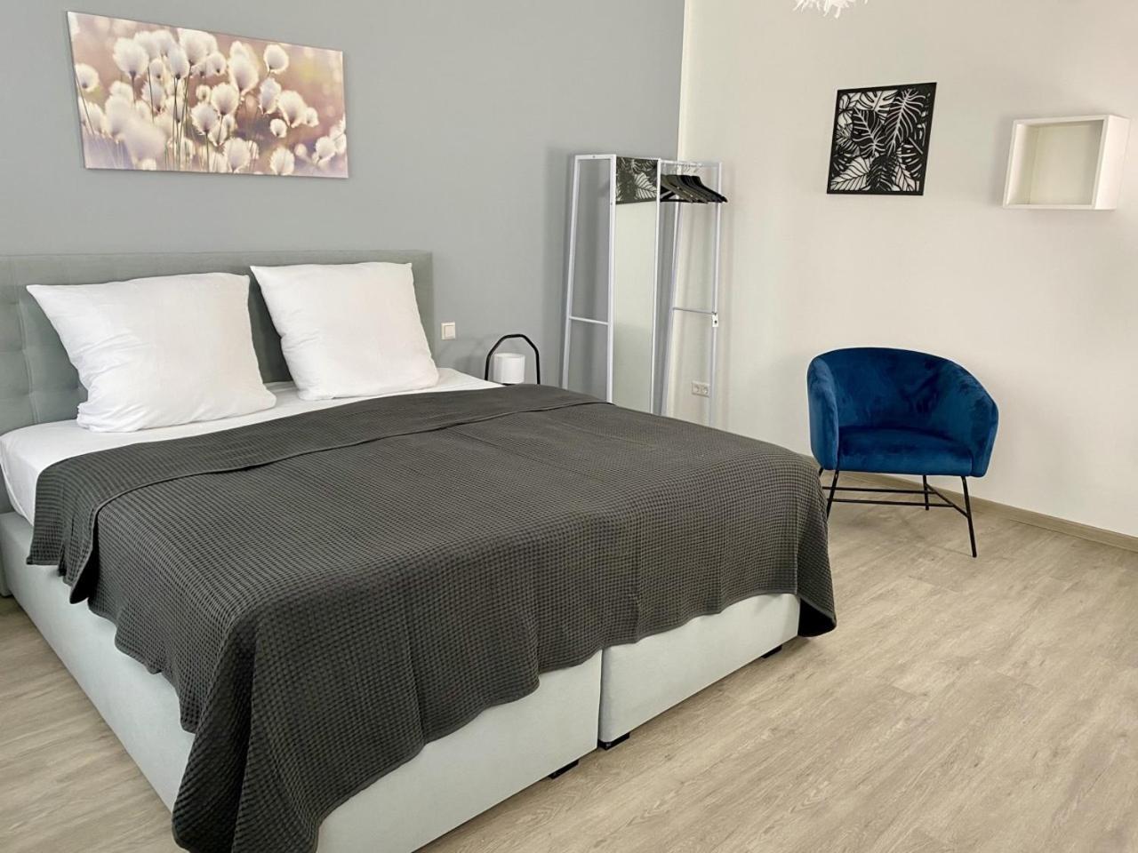 Discovair - Eisenach Karl14 - Vollausgestattete Apartments Mit Netflix In Der Fussgaengerzone 객실 사진