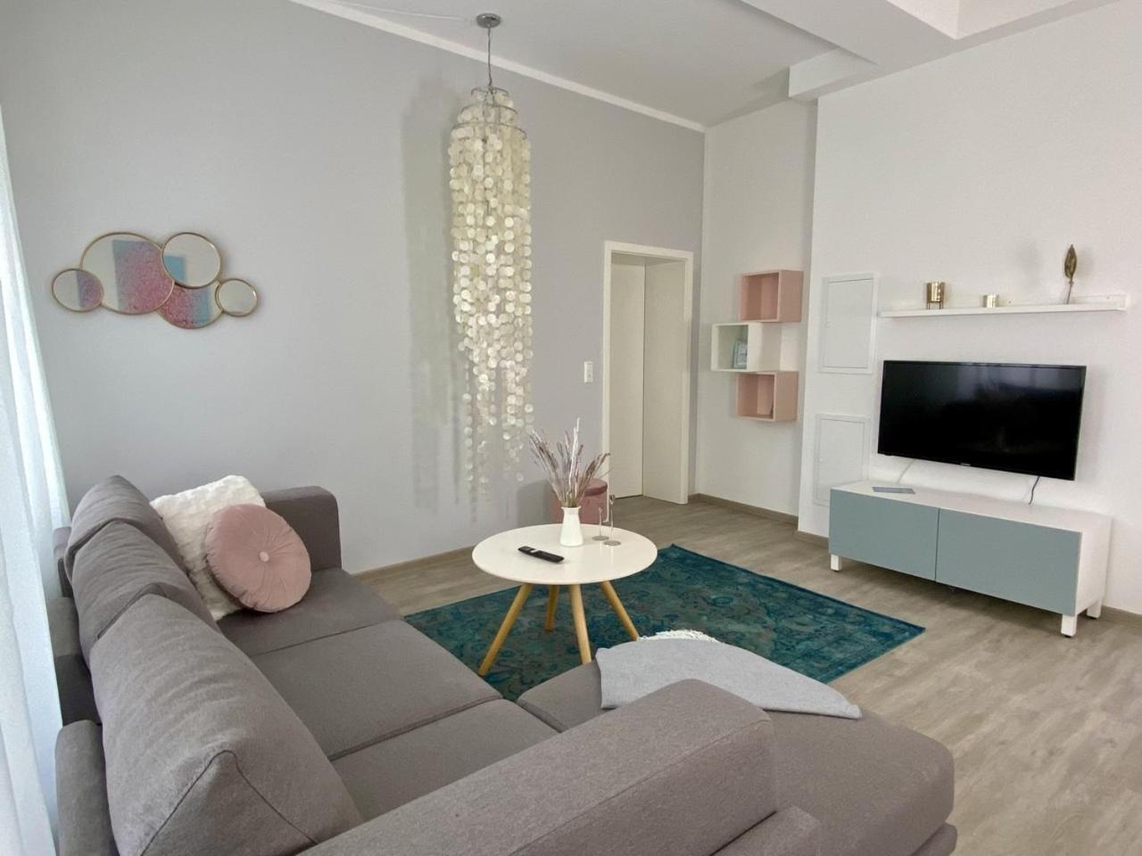Discovair - Eisenach Karl14 - Vollausgestattete Apartments Mit Netflix In Der Fussgaengerzone 객실 사진