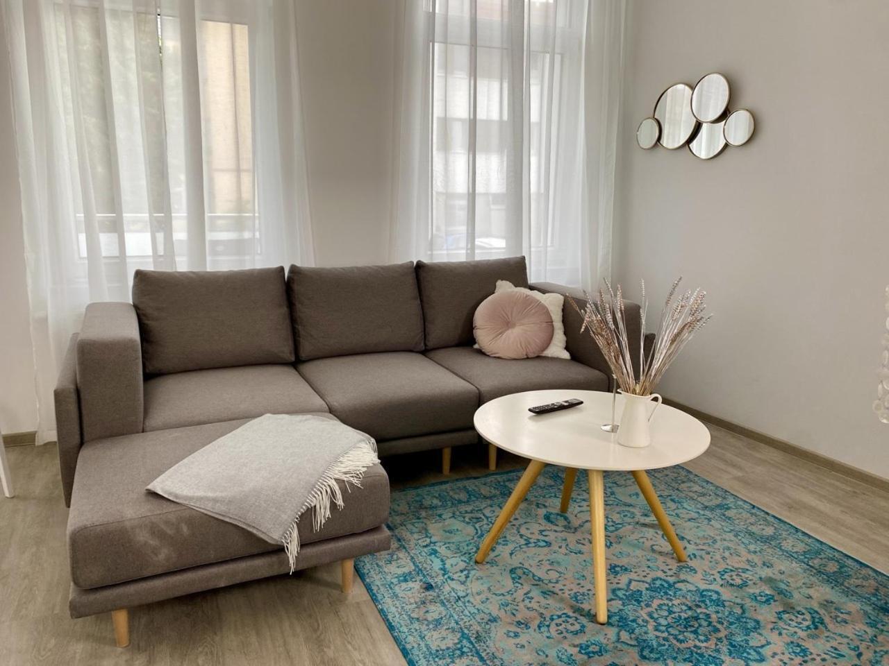 Discovair - Eisenach Karl14 - Vollausgestattete Apartments Mit Netflix In Der Fussgaengerzone 객실 사진