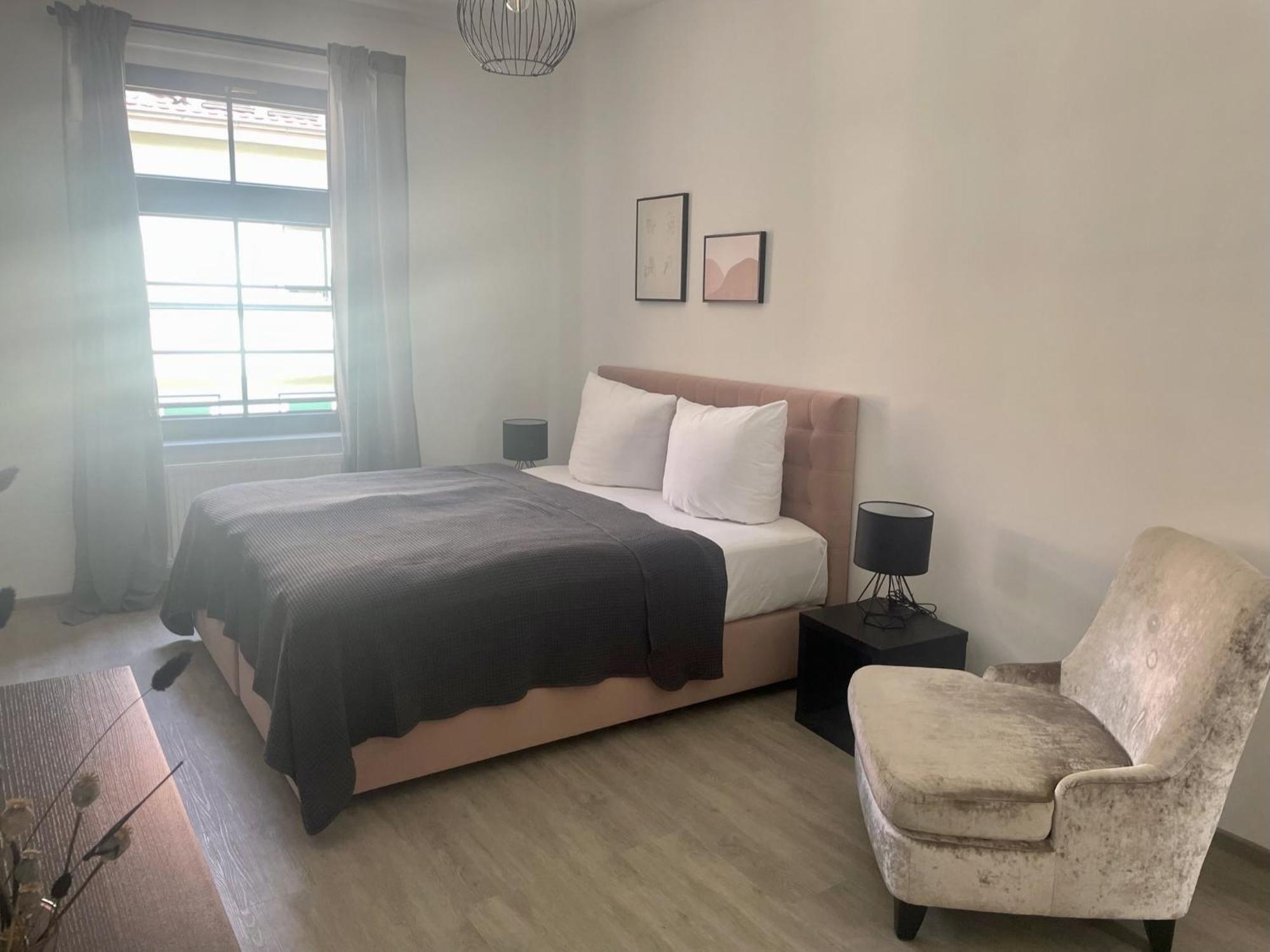 Discovair - Eisenach Karl14 - Vollausgestattete Apartments Mit Netflix In Der Fussgaengerzone 객실 사진